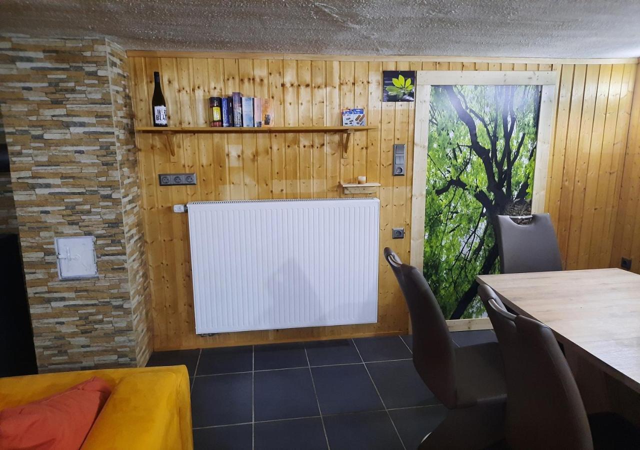 Exklusive Naturoase Direkt Am Ars Natura Wanderweg Mit Panoramablick Auf メルズンゲン エクステリア 写真