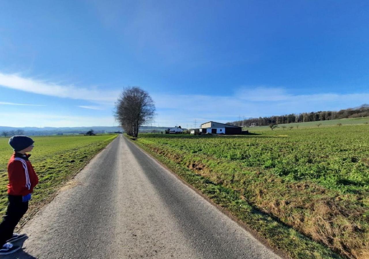 Exklusive Naturoase Direkt Am Ars Natura Wanderweg Mit Panoramablick Auf メルズンゲン エクステリア 写真
