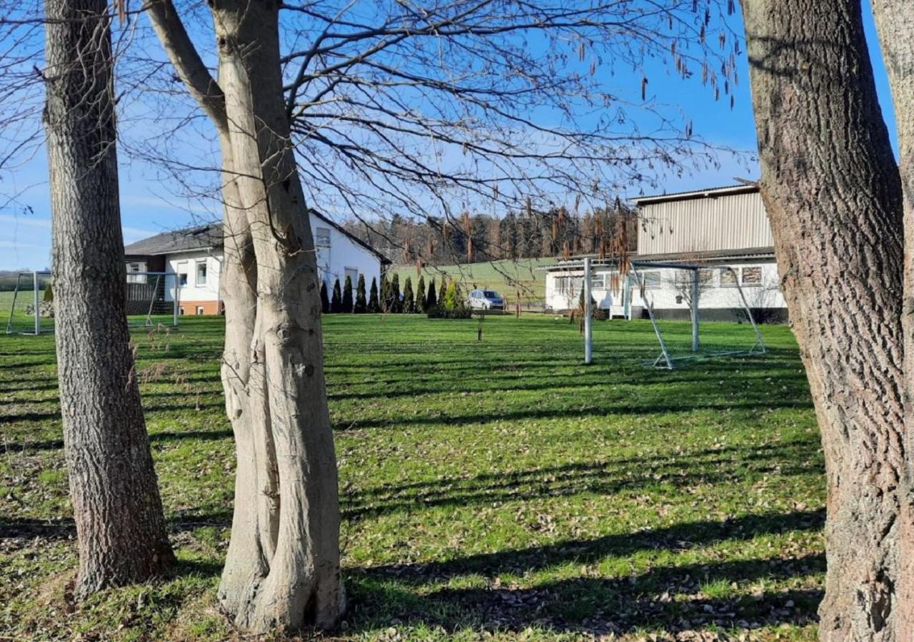 Exklusive Naturoase Direkt Am Ars Natura Wanderweg Mit Panoramablick Auf メルズンゲン エクステリア 写真